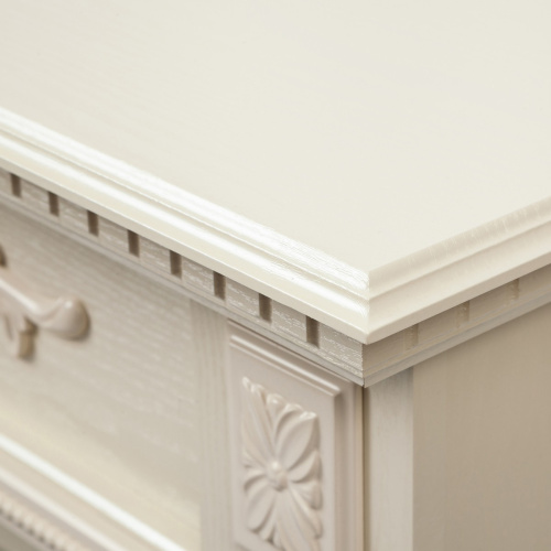 Электрокамин RealFlame Lilian WT жемчуг с очагом Eugene