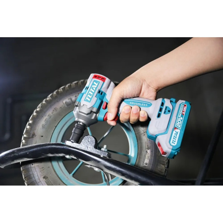 Гайковерт Total TIWLI2040