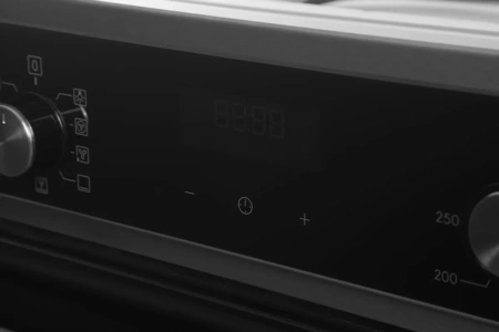 Духовой шкаф Electrolux EOF5H50BX