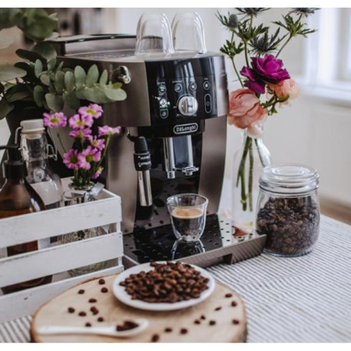 Кофемашина DeLonghi ECAM 250.33.TB