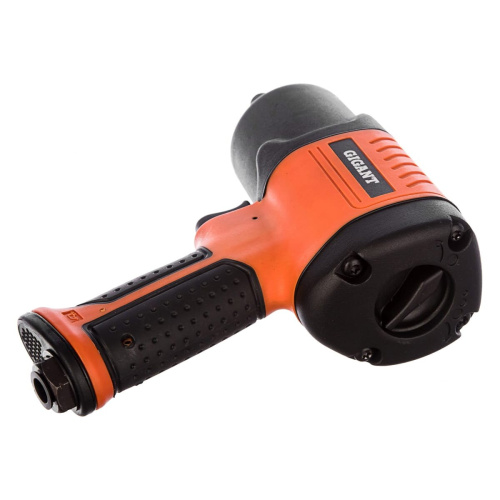 Ударный пневмогайковерт Gigant PW 720 + набор головок