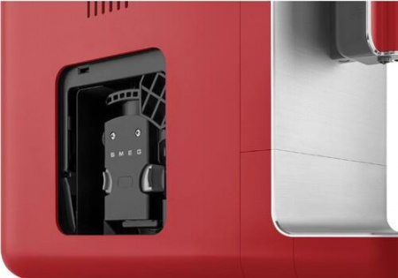 Кофемашина автоматическая Smeg BCC02RDMEU красный