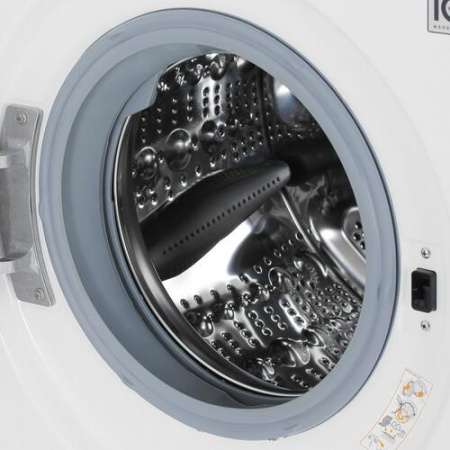 Стиральная машина LG F4M5VS6W белый